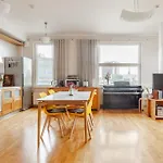 アパート 100 Square Meter 4-room Smart タリン